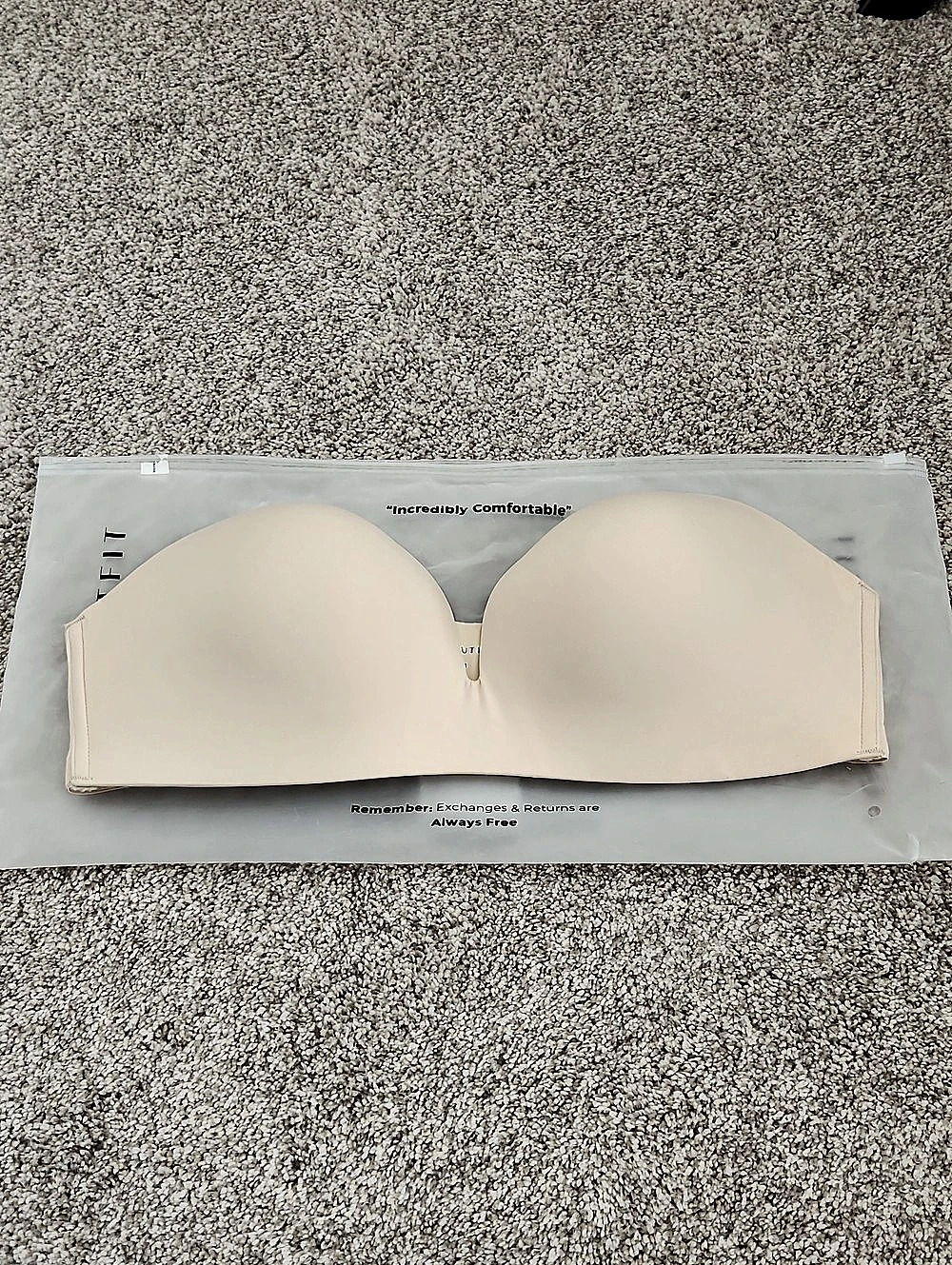 Underoutfit Strapless Plunge Bra Cream 2XL NWT